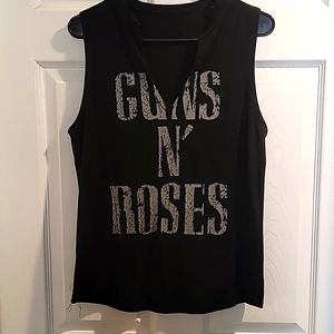 Womans Large Guns and Roses tshirt